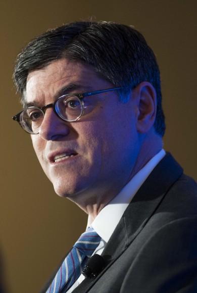 Outgoing Treasury Secretary Lew Sticks Up for Financial Stability Council