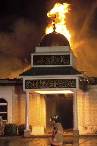 Suspect in Texas Mosque Fire Feared Muslims, Investigator Says