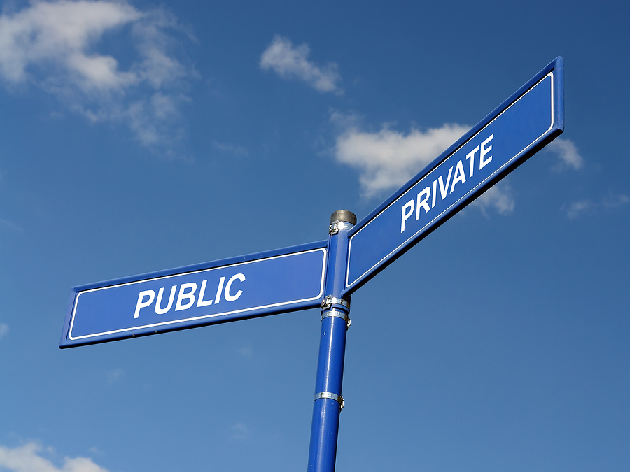 public private signpost