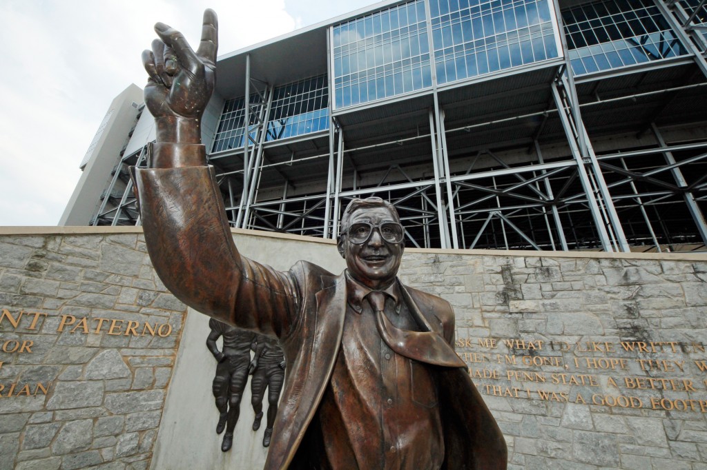 Penn State Paterno Statue