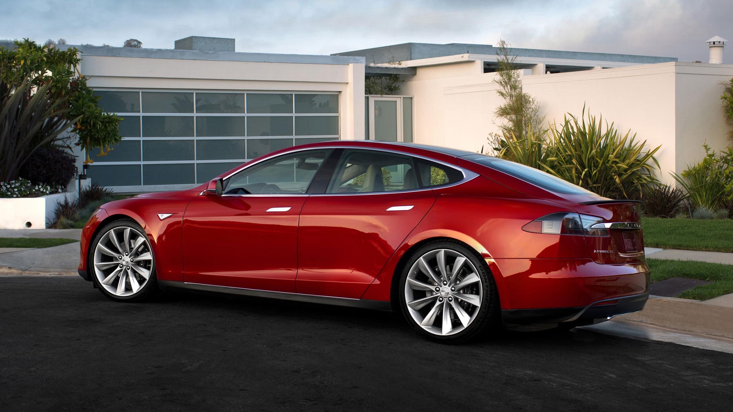 How Teslas Model S Fared In Insurance Safety Test