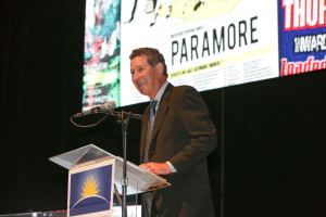 Frank Robitaille, executive vice president of insurance agency Armstrong/Robitaille/Riegle, was presented with IICF's Golden Horizon Award on March 30. Photo by Danielle Klebanow. 