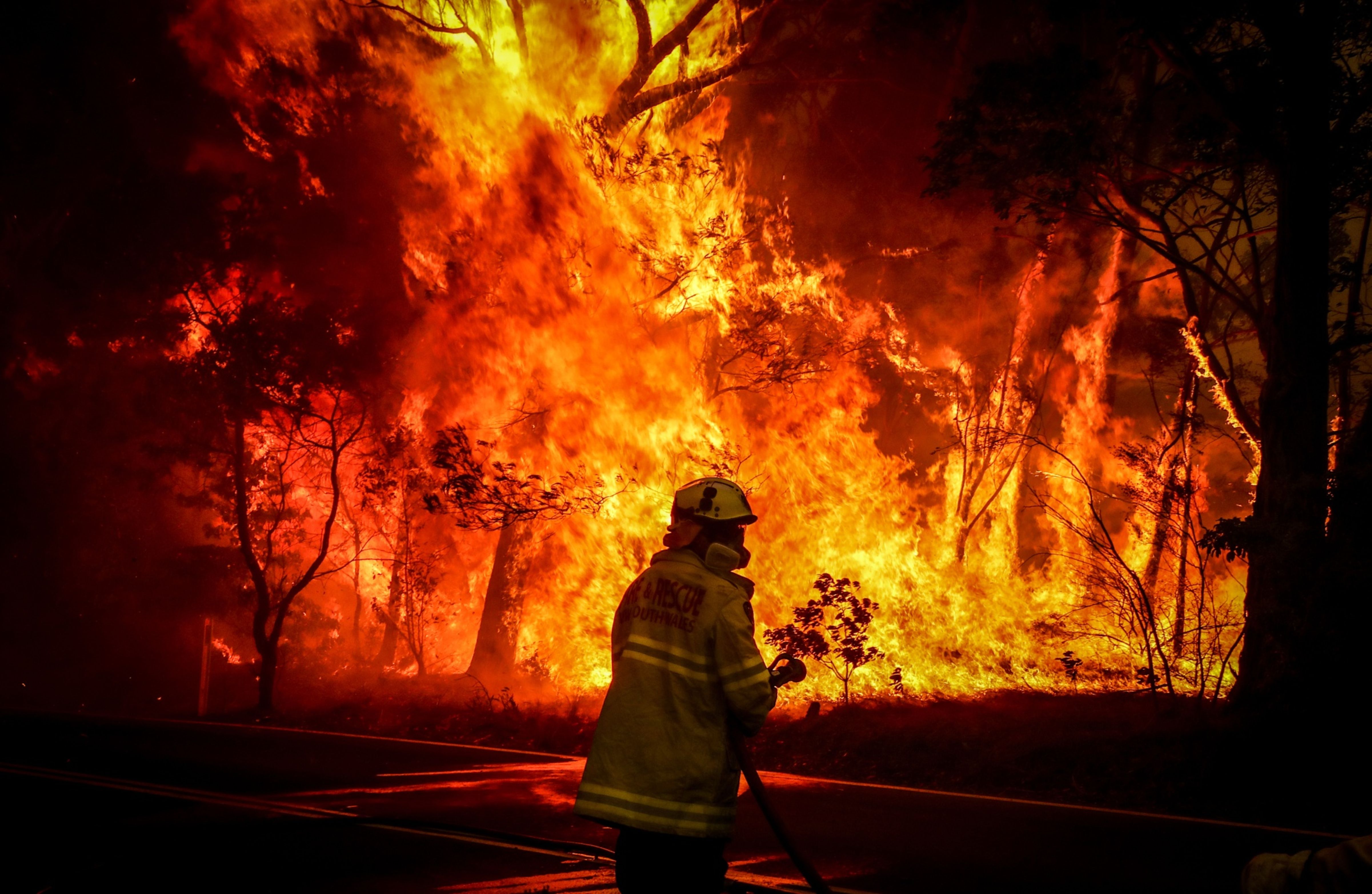 Australia Fires Houses Were Exploding In Inferno As Residents Brace For Renewed Danger The Washington Post