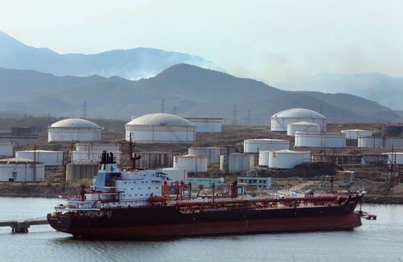 Russia Still Uses Western Insurance for Half of Tanker Fleet That Exports Its Oil