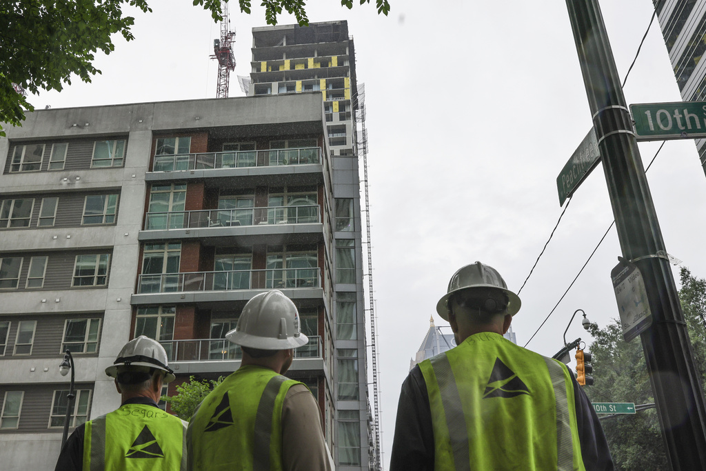 Partial Crane Collapse at Atlanta Construction Site Injures Four