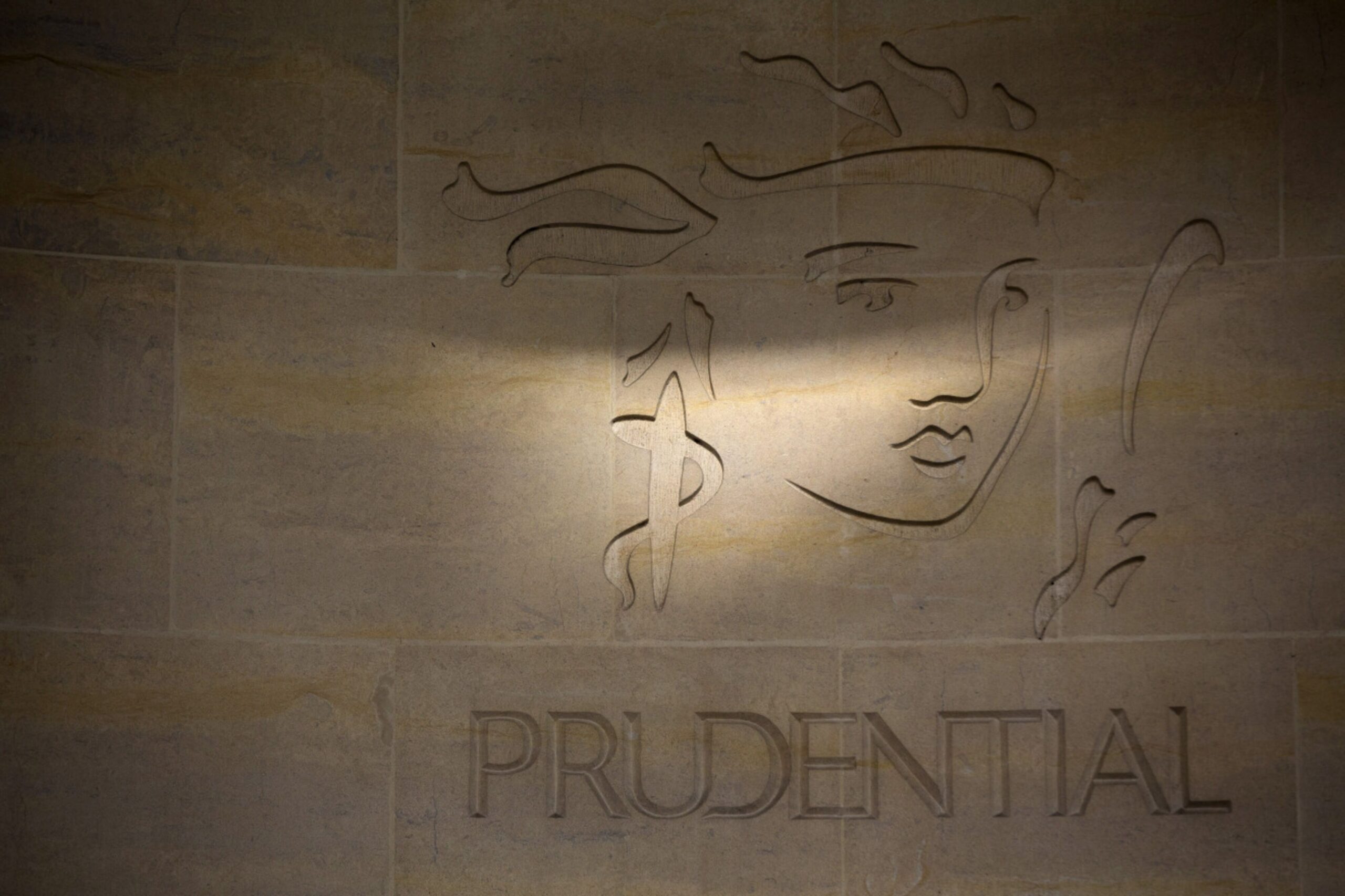 CFO of UK’s Prudential Resigns Amid Probe Into Conduct