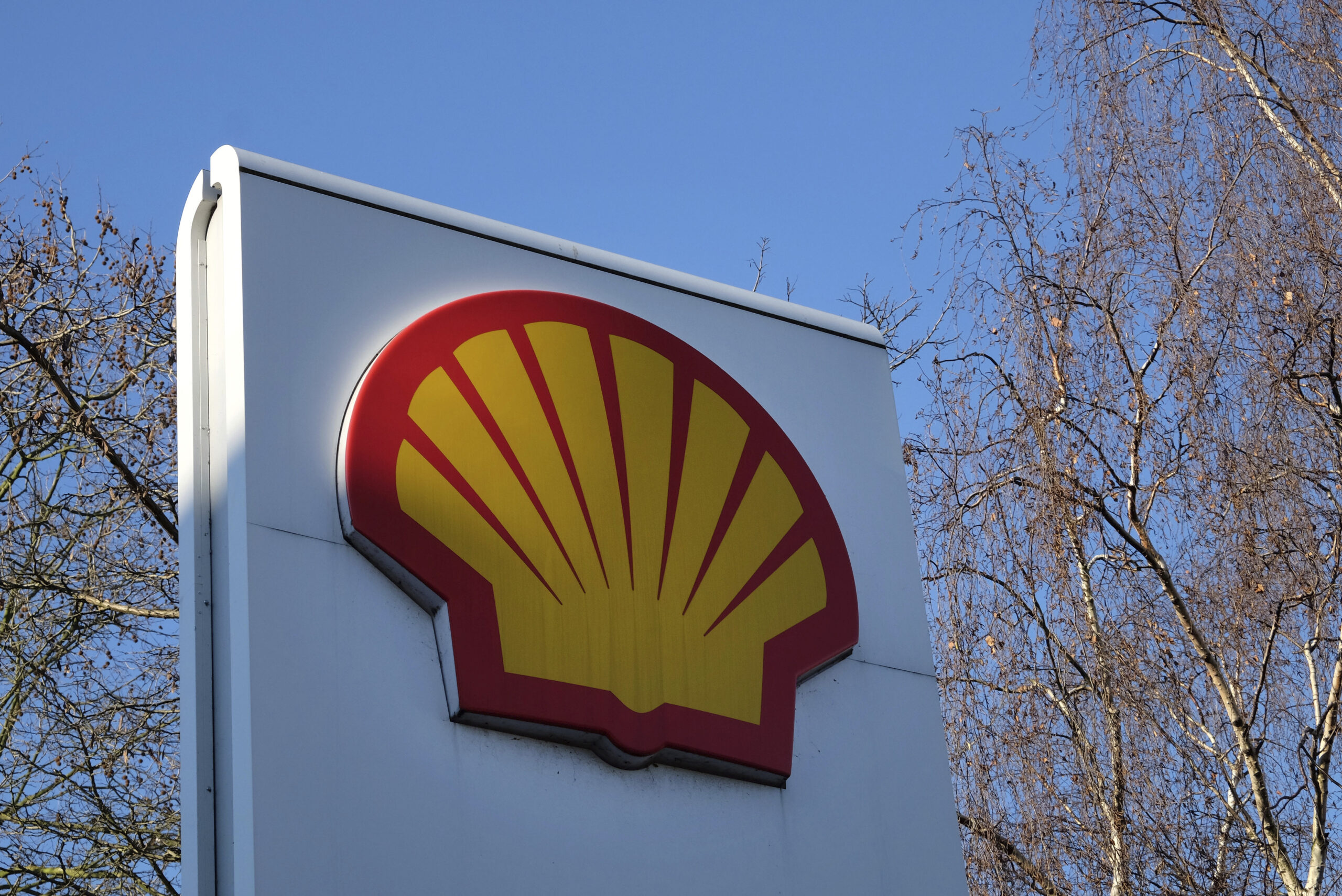 De Nederlandse rechtbank behandelt het beroep van Shell tegen de historische klimaatuitspraak